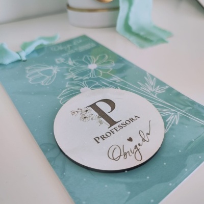 Tag&#x20;personalizado&#x20;com&#x20;Iman