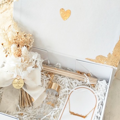 Caixa&#x20;Deluxe&#x20;Madrinha&#x20;&#x2728;