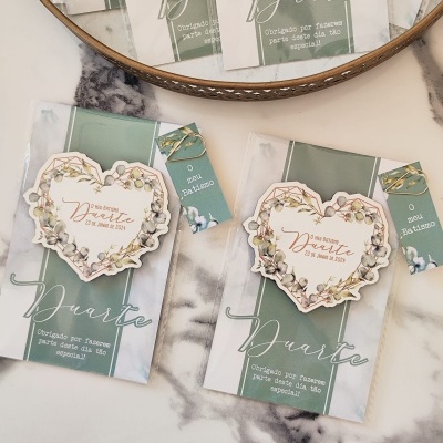 Iman&#x20;com&#x20;tag&#x20;personalizado