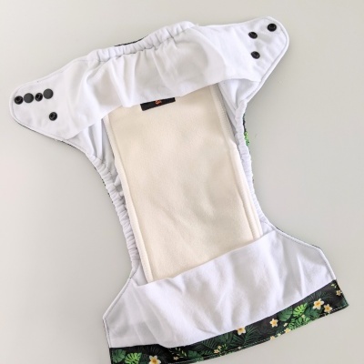 FRALDA REUTILIZÁVEL AI2 TAMANHO ÚNICO (3-15KG) MOLAS - CLEVER WEE FOX