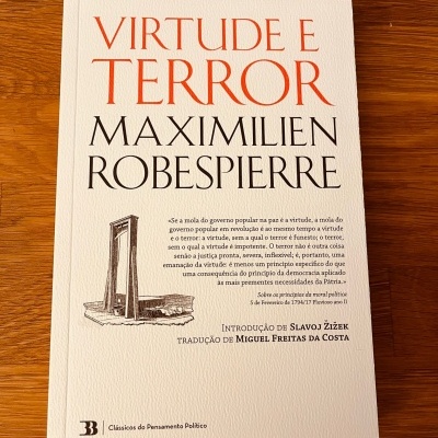 Virtude e Terror, de Maximilien Robespierre