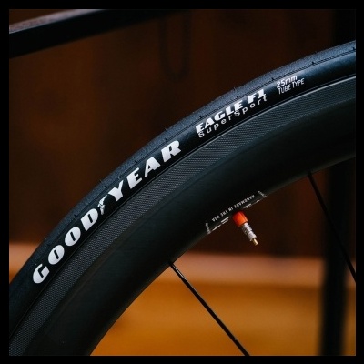 Goodyear Eagle F1 SuperSport 700x28