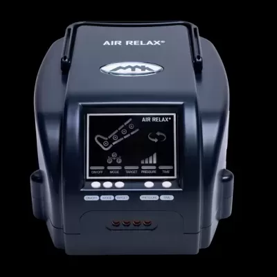 Máquina preta AIR RELAX com visor digital e botões brancos