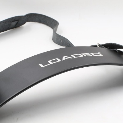 Correia preta para instrumento com a palavra LOADED em branco