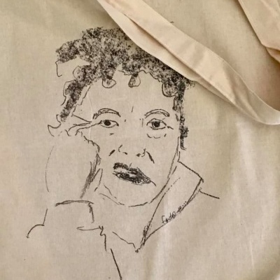 Tote&#x20;bag&#x20;f&#x2A;d&#x40;-se&#x20;da&#x20;artista&#x20;aveirense&#x20;Sandra&#x20;Afonso