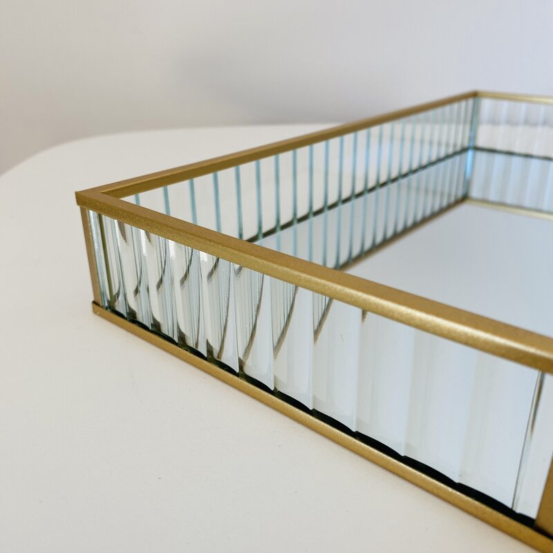 Bandeja Decorativa c/ Espelho - Dourado - C30xL15xA4CM