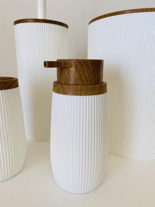 Conjunto WC - Linhas - Branco com pormenor Madeira