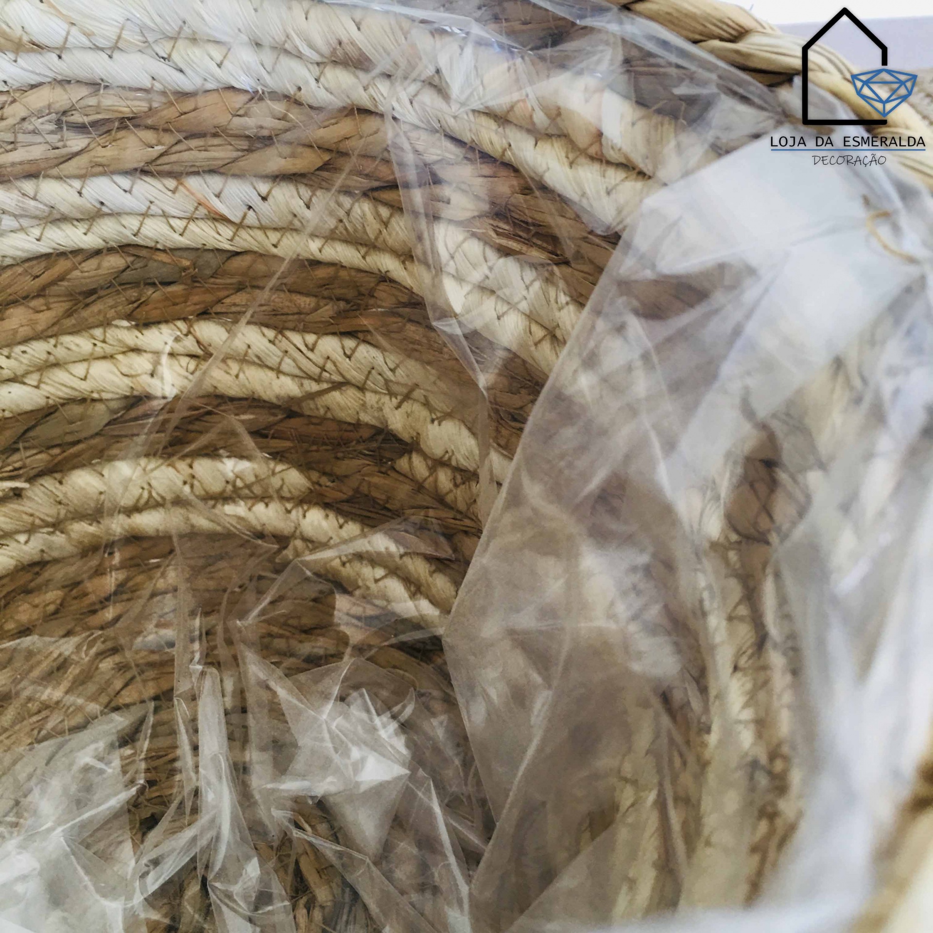 Floreiras em Fibra Natural