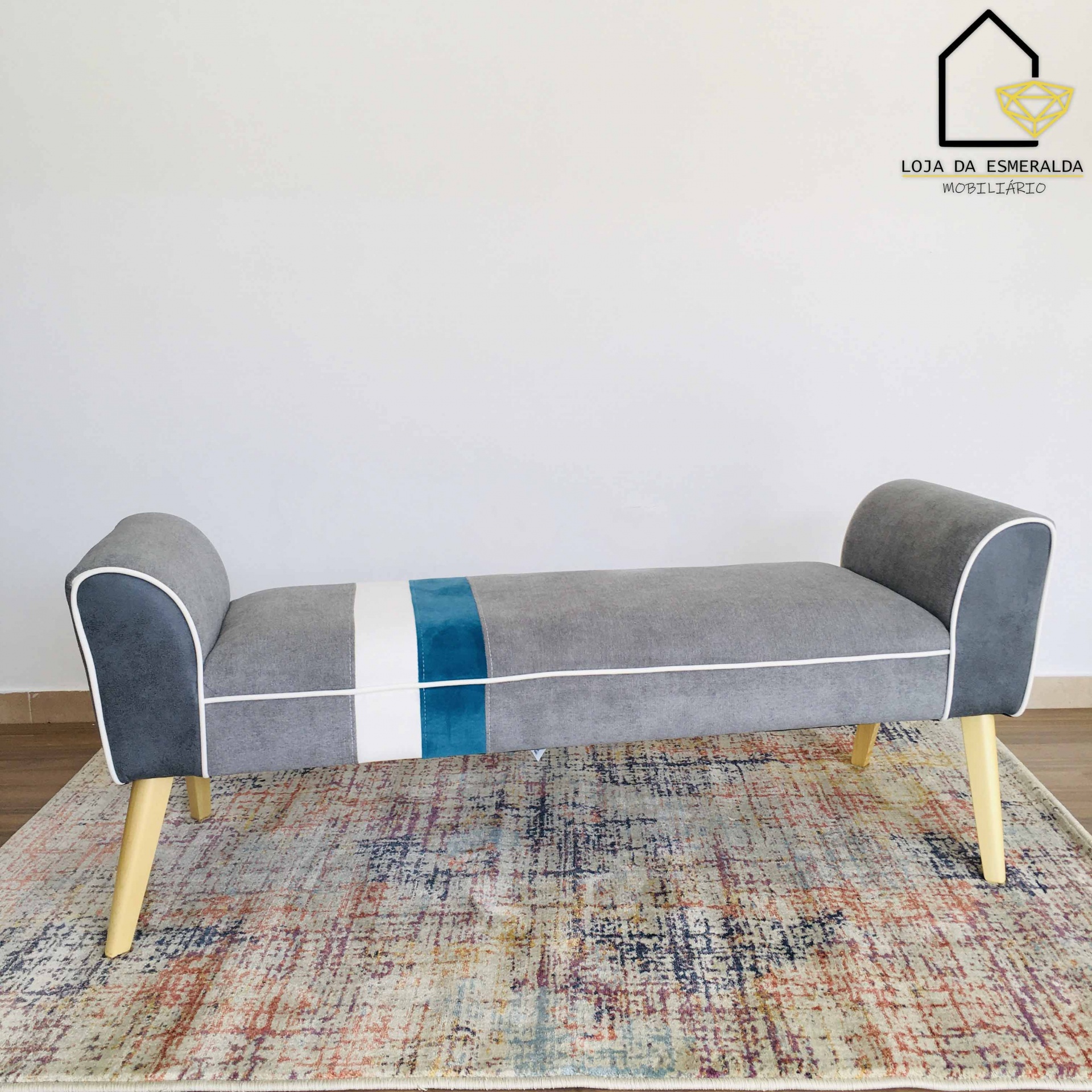 Baqueta Cinza com Risca Azul | 130x54x40 CM