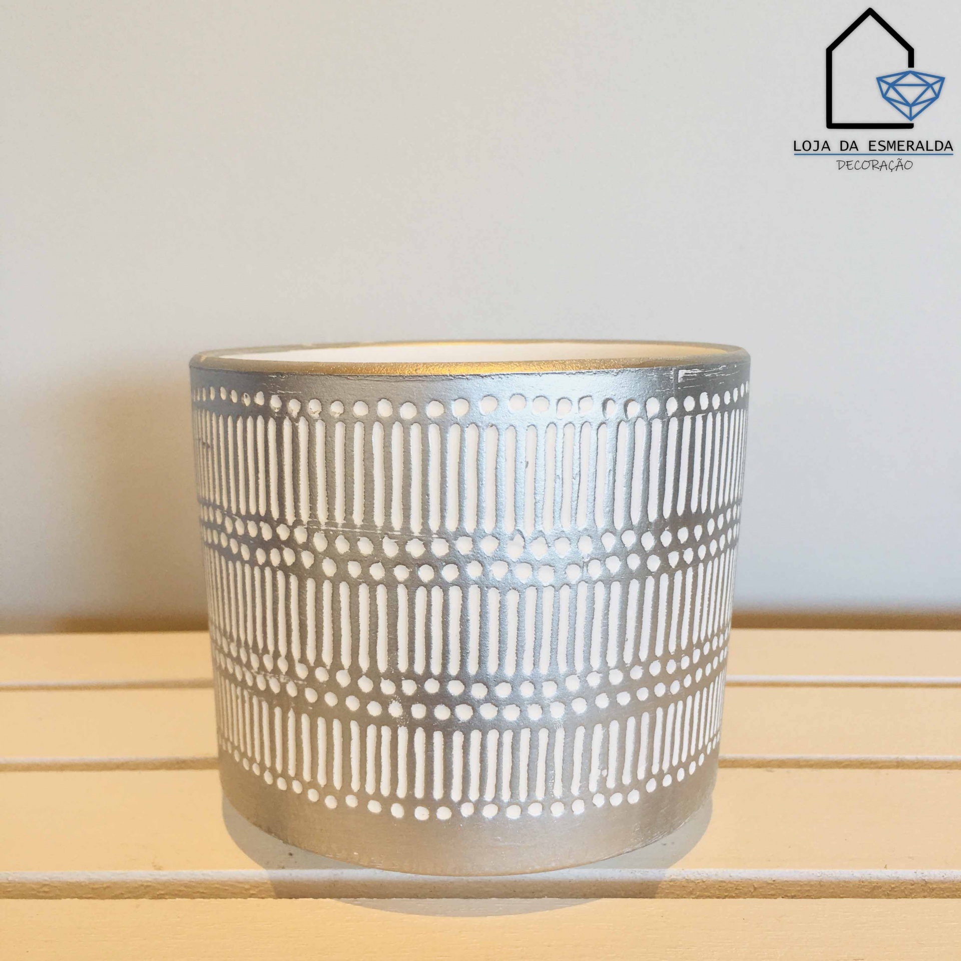 Vaso Linhas e Pontos | Prata | Cerâmica | 11x11x10 CM