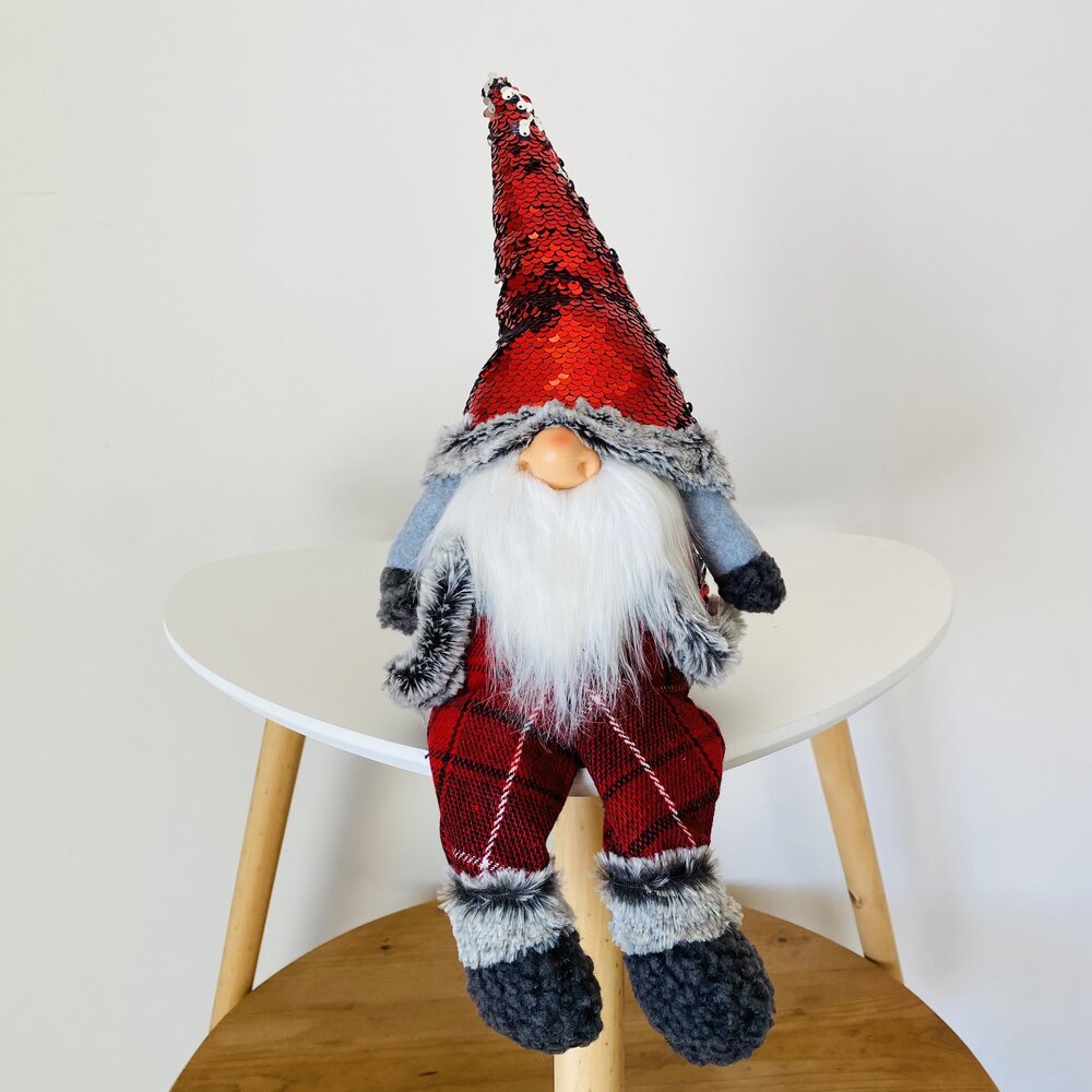 Pai Natal em Tecido - Vermelho e Cinza - C18xL13xA32CM