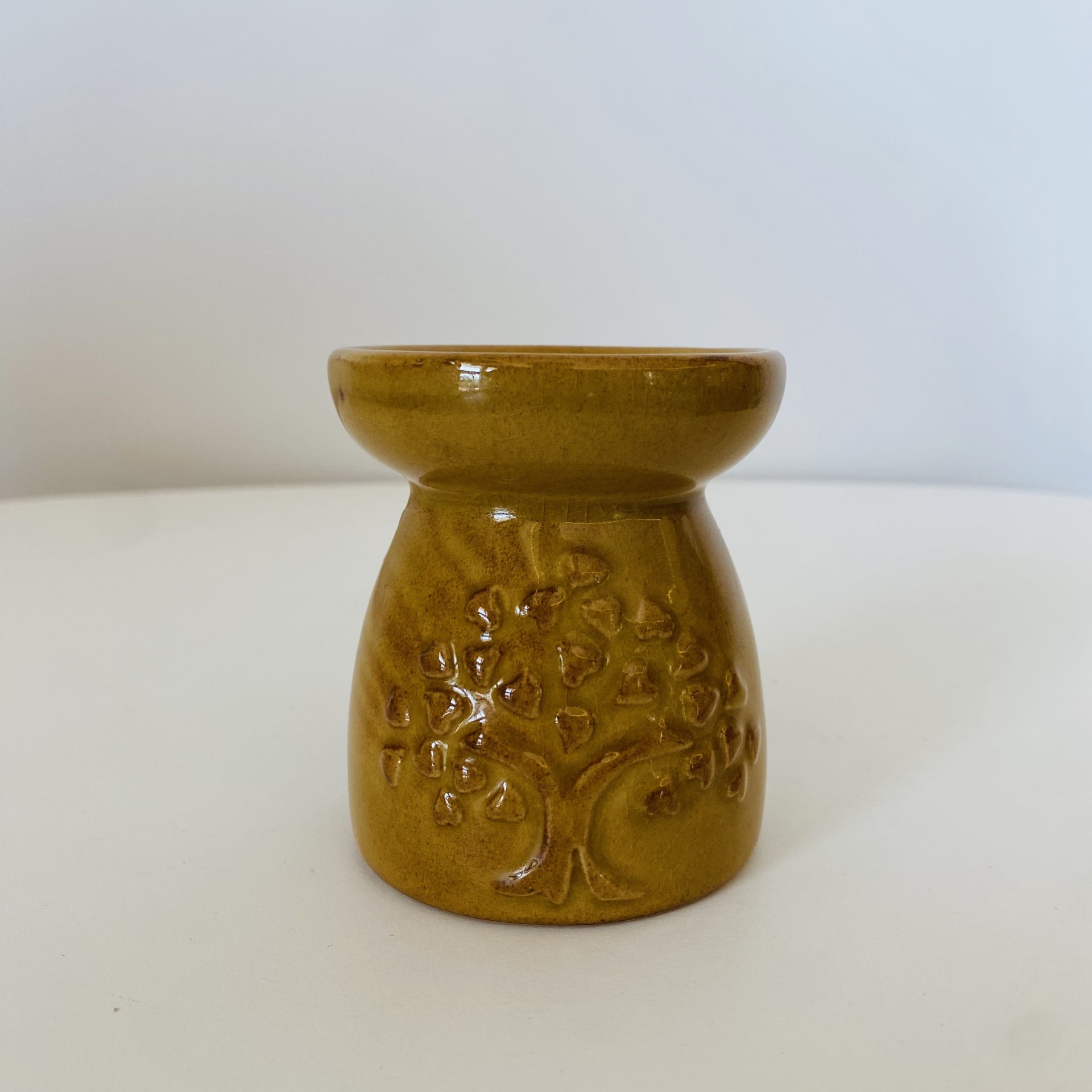 Queimador de Óleos de Essência - Cerâmica - Amarelo - Árvore - C7xL7xA8CM