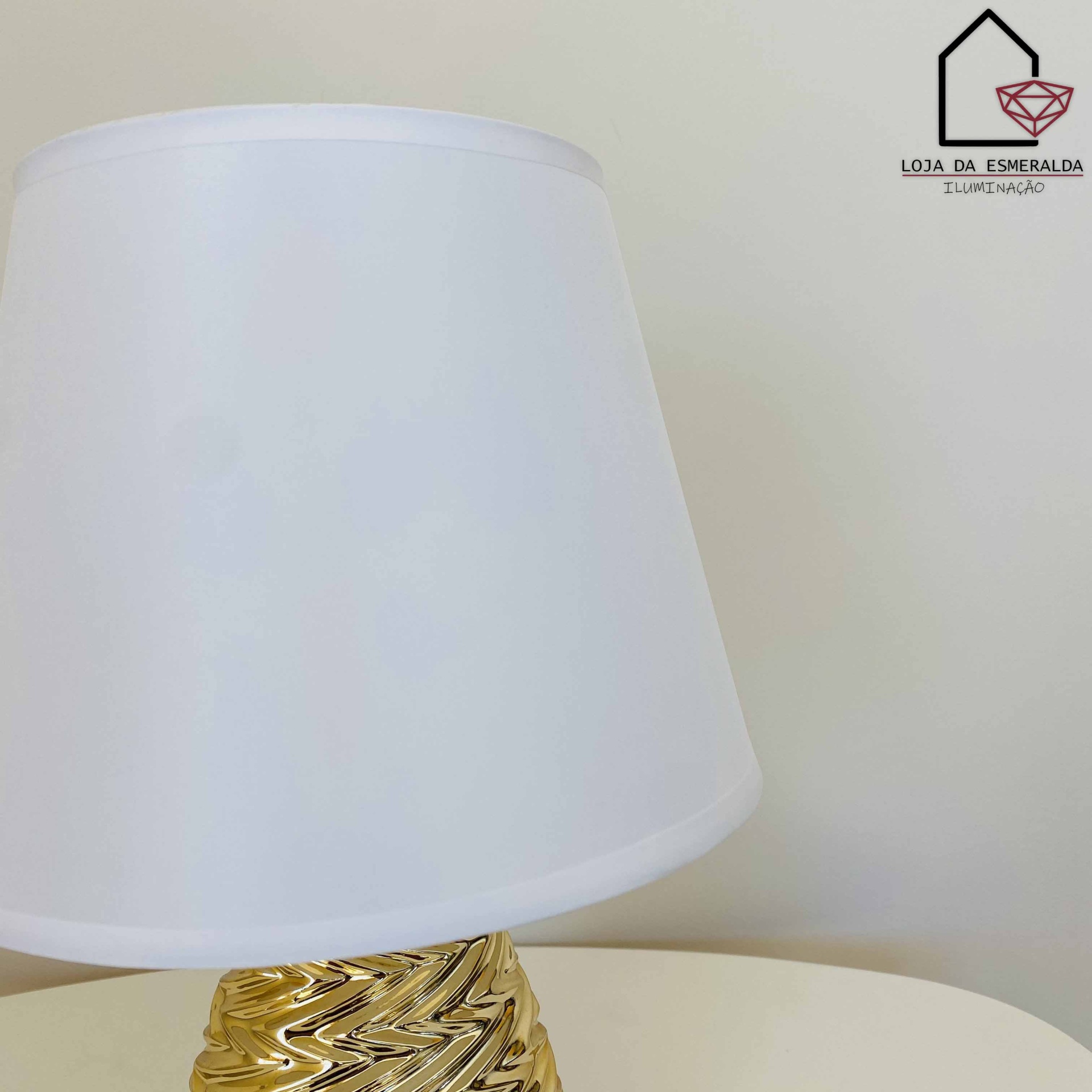 Candeeiro - Cerâmica - C20xL20xA32CM - Dourado e Branco