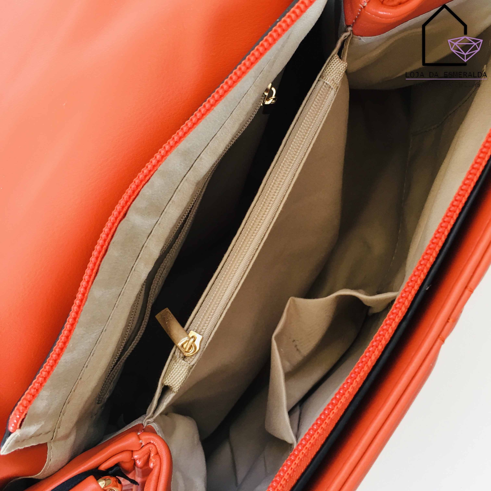 Mala Acolchoada com Corrente - C32xL12xA22CM