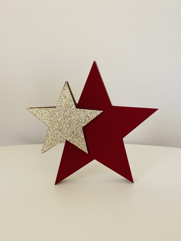 ⭐ Decoração de Estrelas Natalícias – Vermelho & Dourado