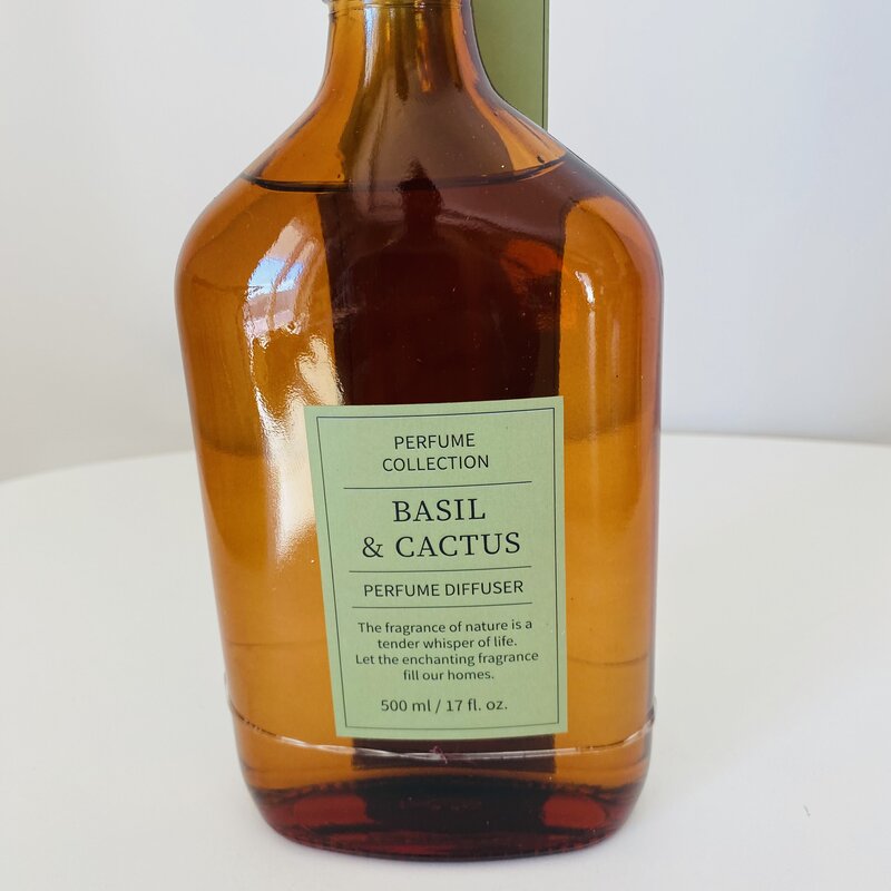 🌿✨ Difusor de Perfume - Basil e Cato - 500ML