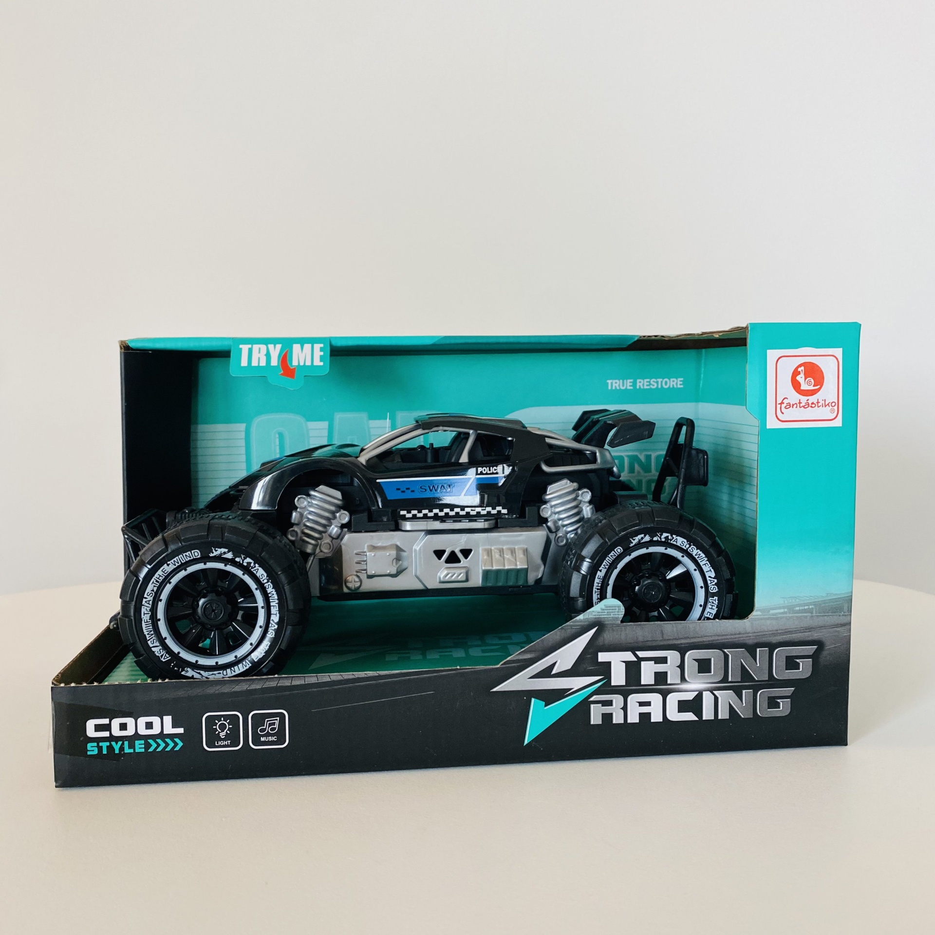 Brinquedo - Carro Strong Racing  a Pilhas - Mais de 3 Anos