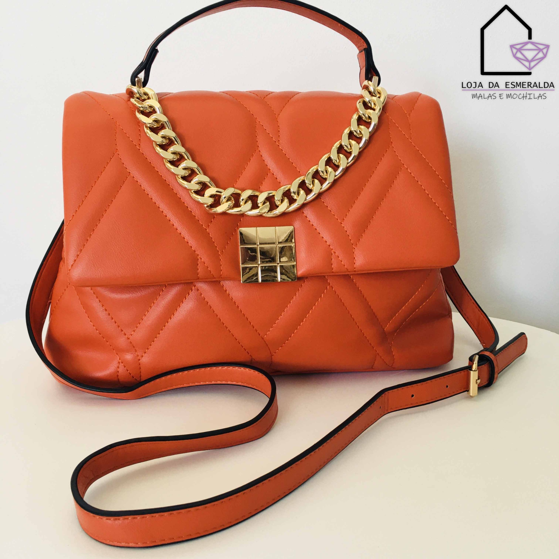 Mala Acolchoada com Corrente - C32xL12xA22CM