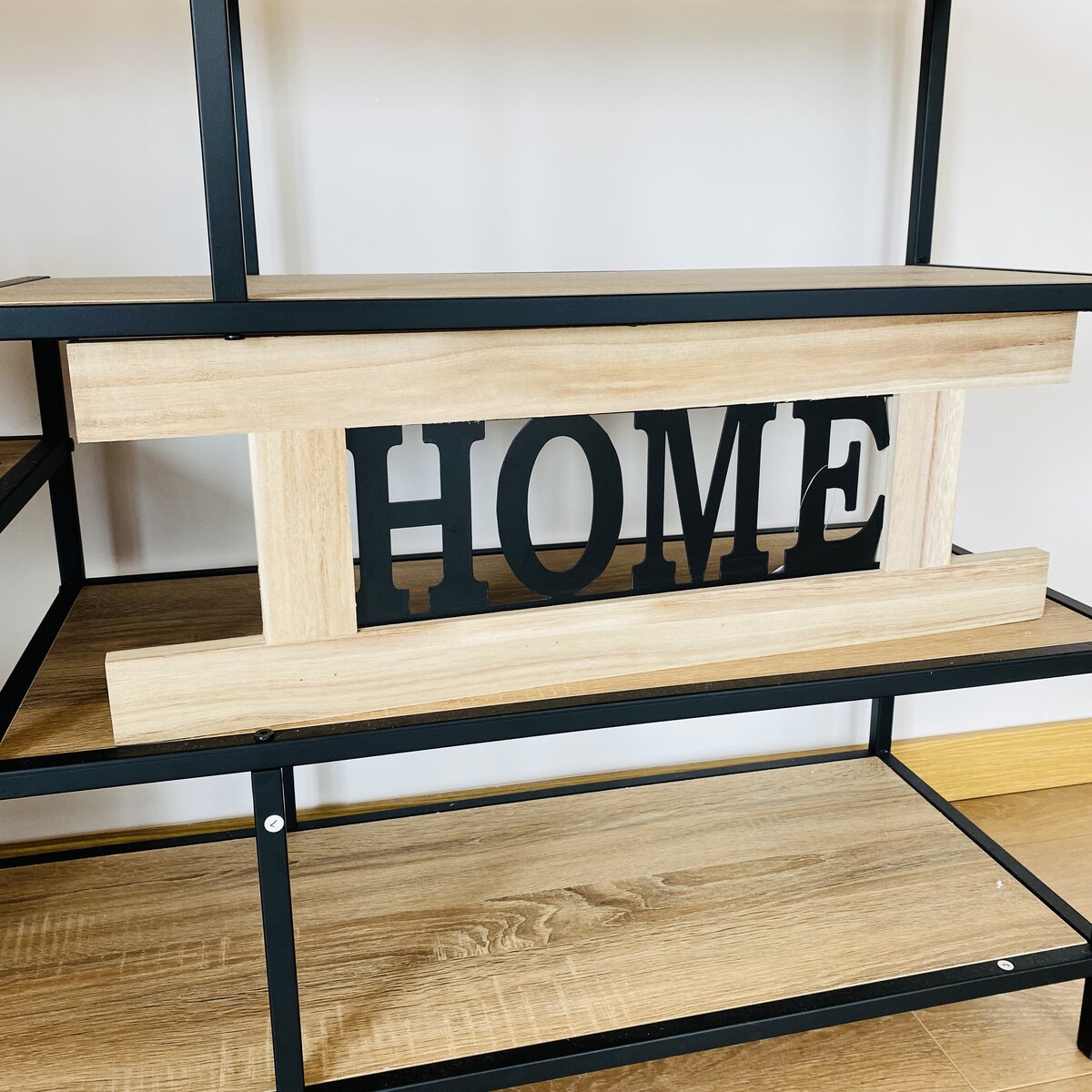 Placa Home cabideiro - C60xL1.5xA21.5CM - Madeira e Metal