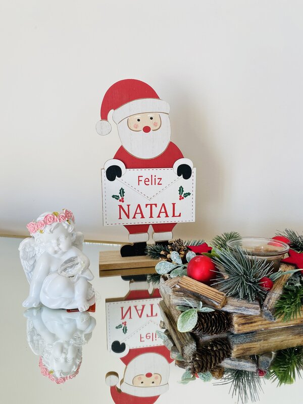 Decoração de Natal em Madeira – Pai Natal com Cartaz “Feliz Natal”