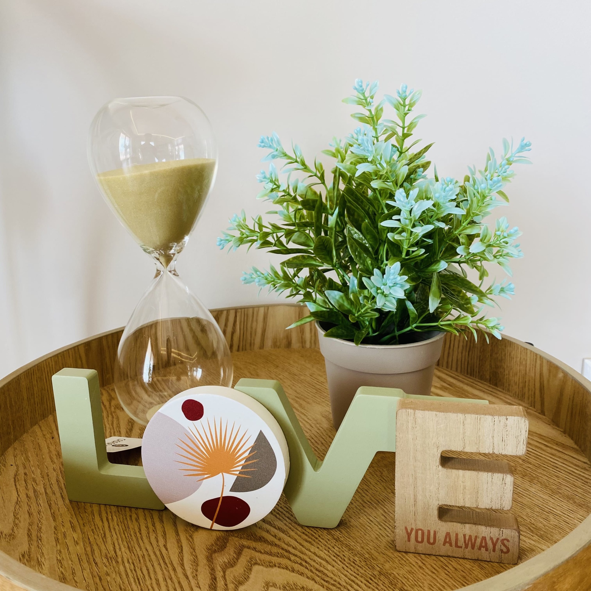 Placa Love  - C30xL1xA8.5CM - Castanho Branco Verde