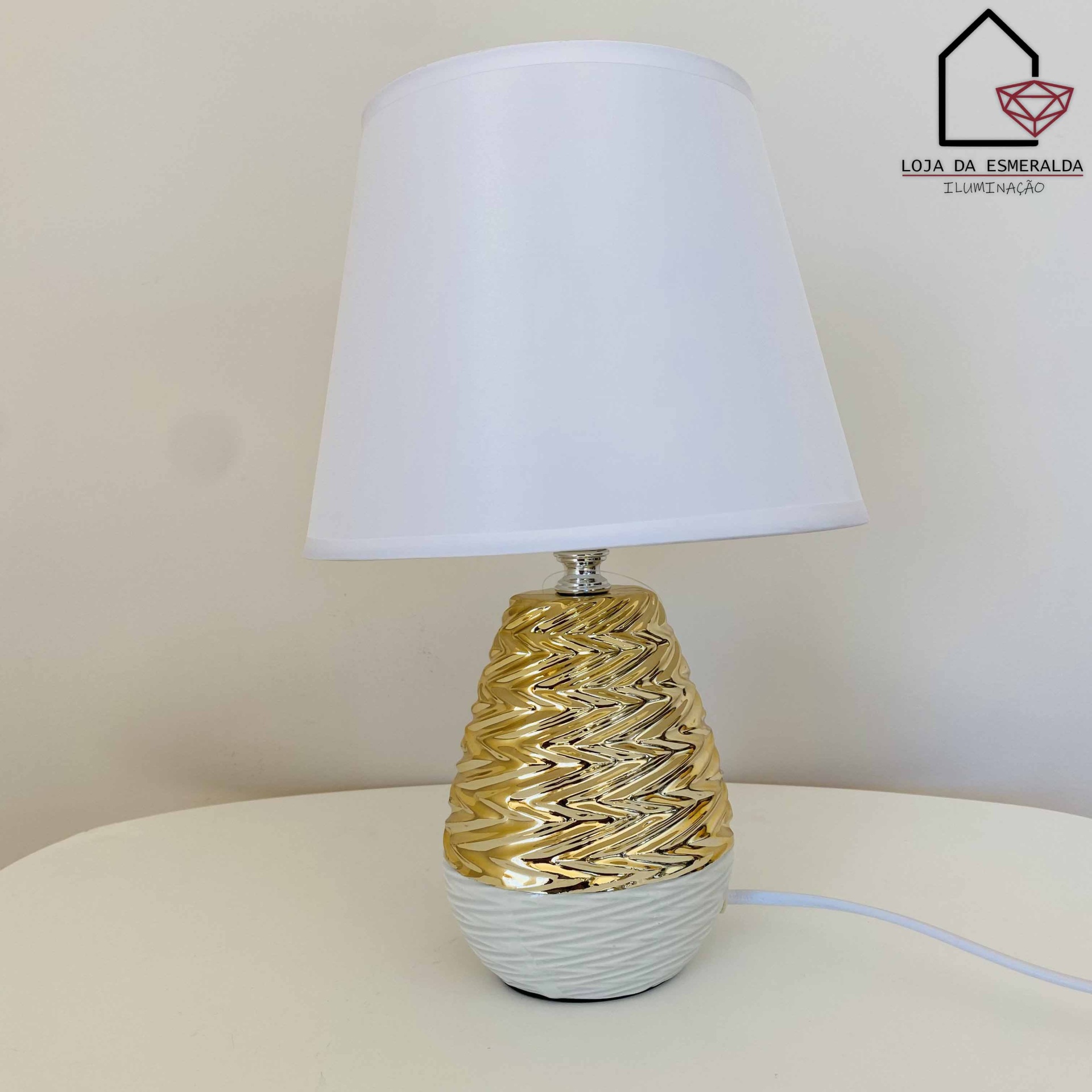 Candeeiro - Cerâmica - C20xL20xA32CM - Dourado e Branco