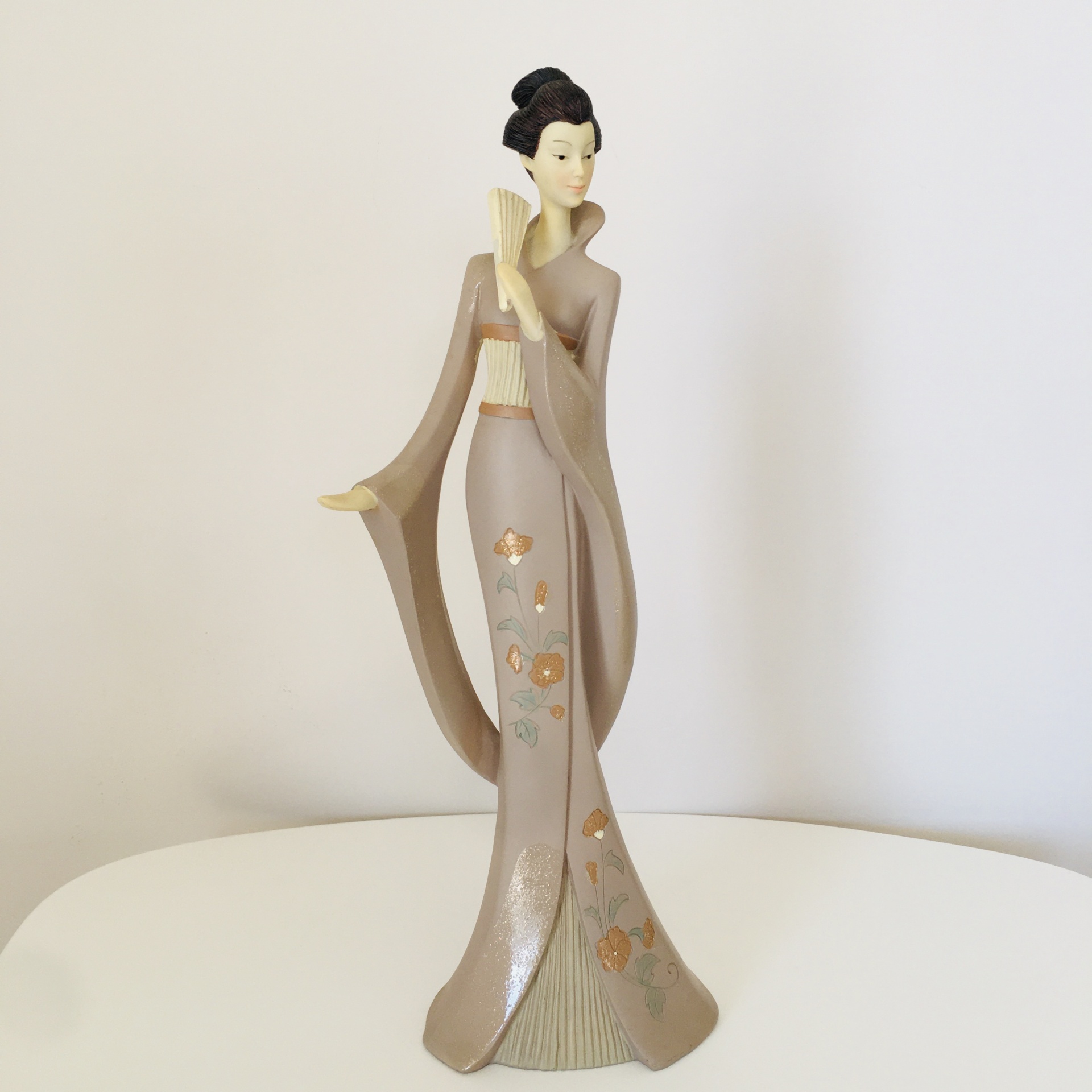 Estatueta | Figura Feminina Oriental | 12x8.5x38CM