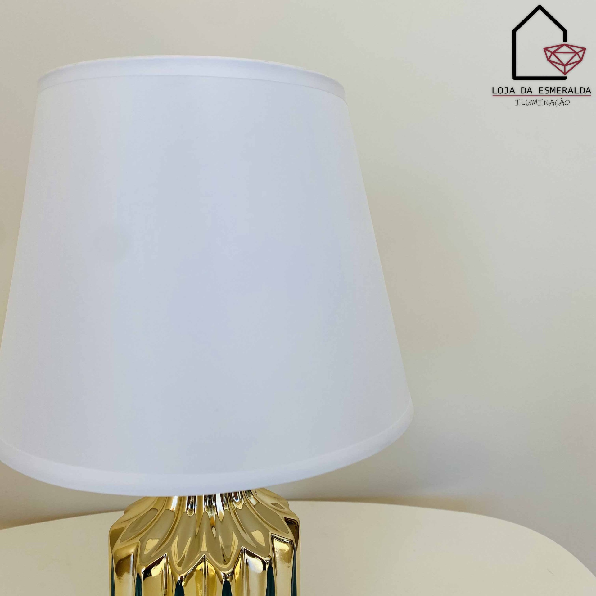 Candeeiro - Cerâmica - C20xL20xA32CM - Dourado e Branco