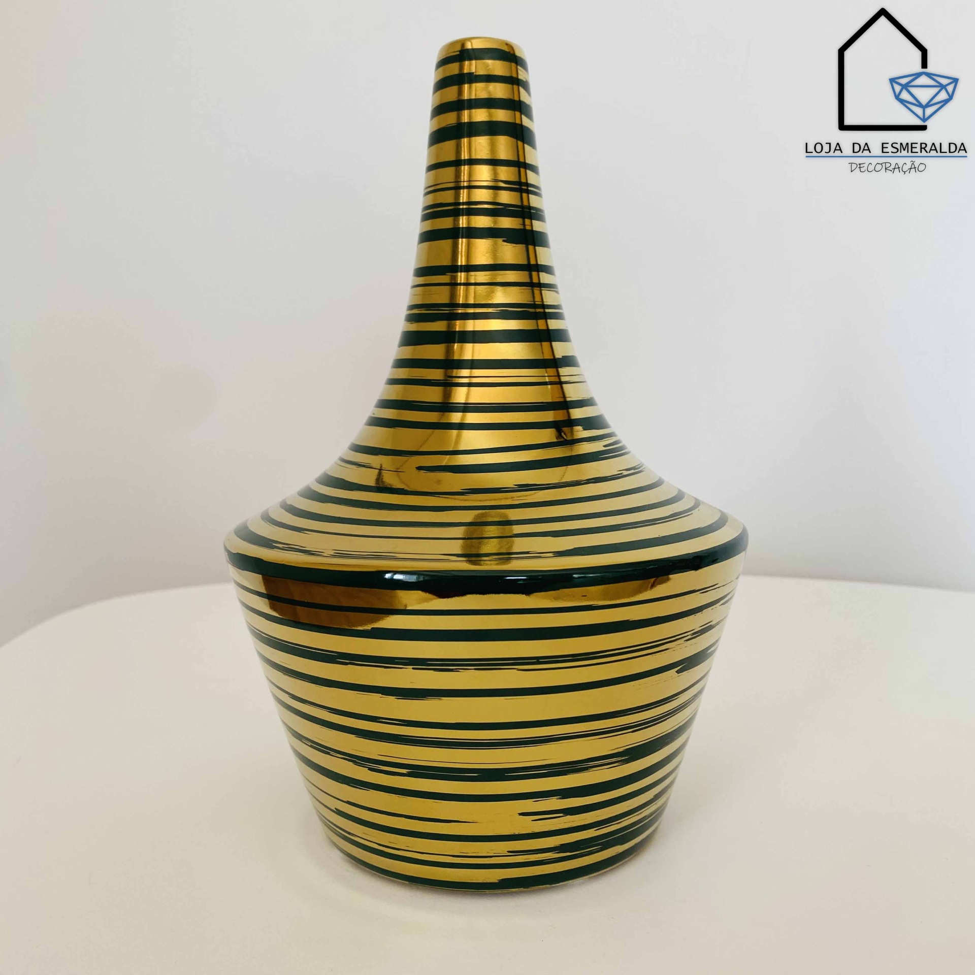 Jarra Verde Escuro e Dourado