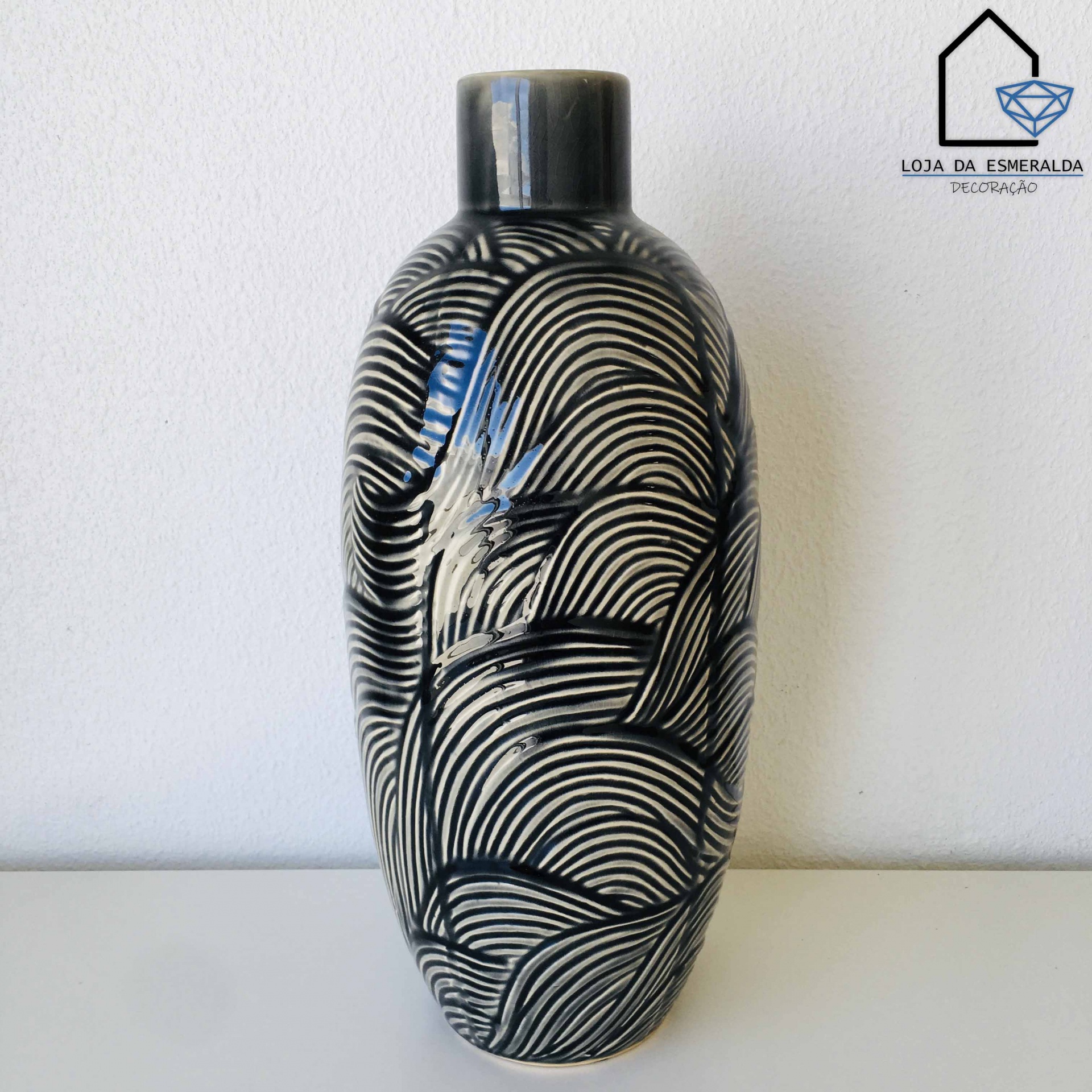 Jarras em Preto | Cerâmicas