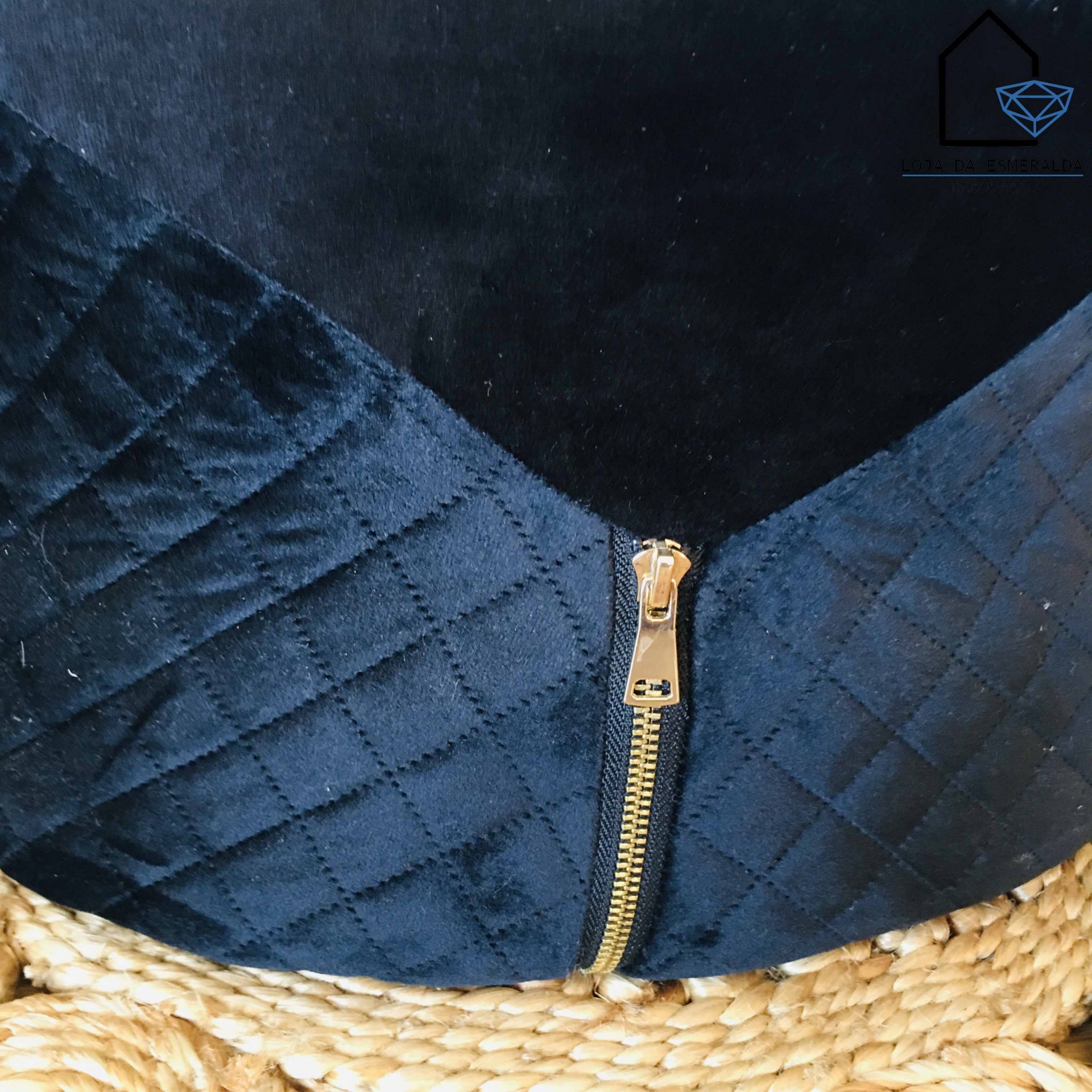 Pouf Preto | Veludo | 47x47x25CM