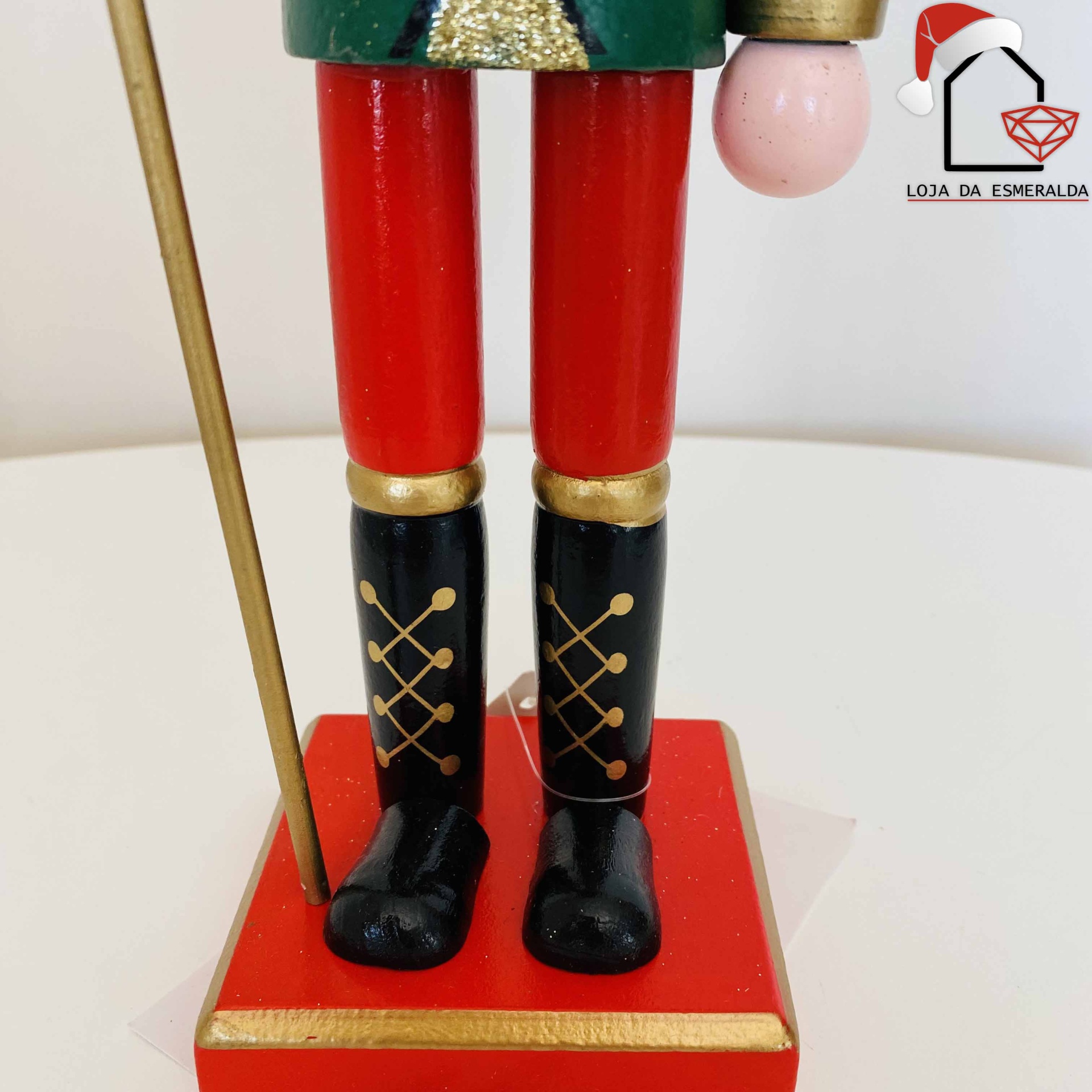 Quebra-Nozes Decorativo - Vermelho e Preto - C10XL8XA36CM