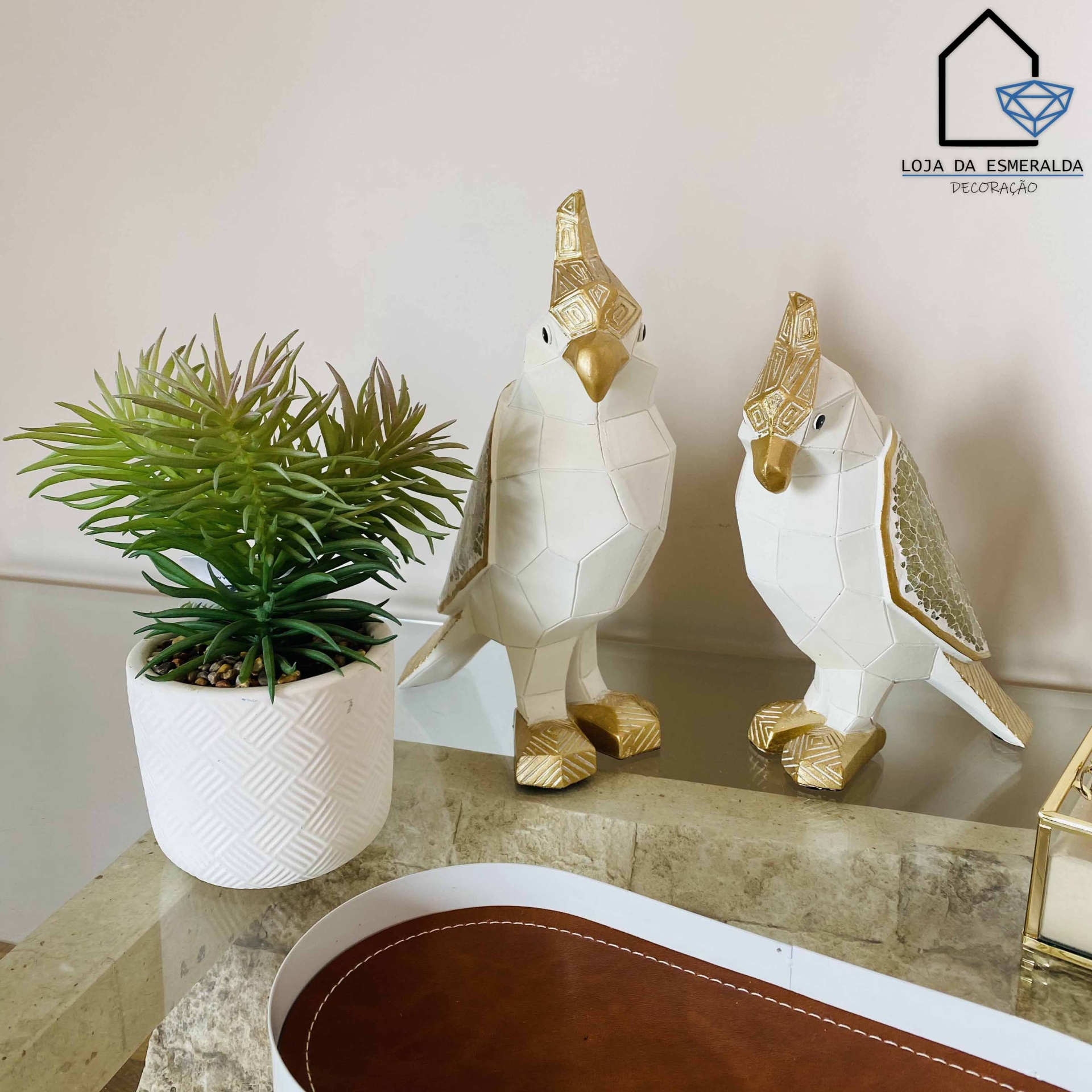 Pássaro Decorativo em Branco e Dourado