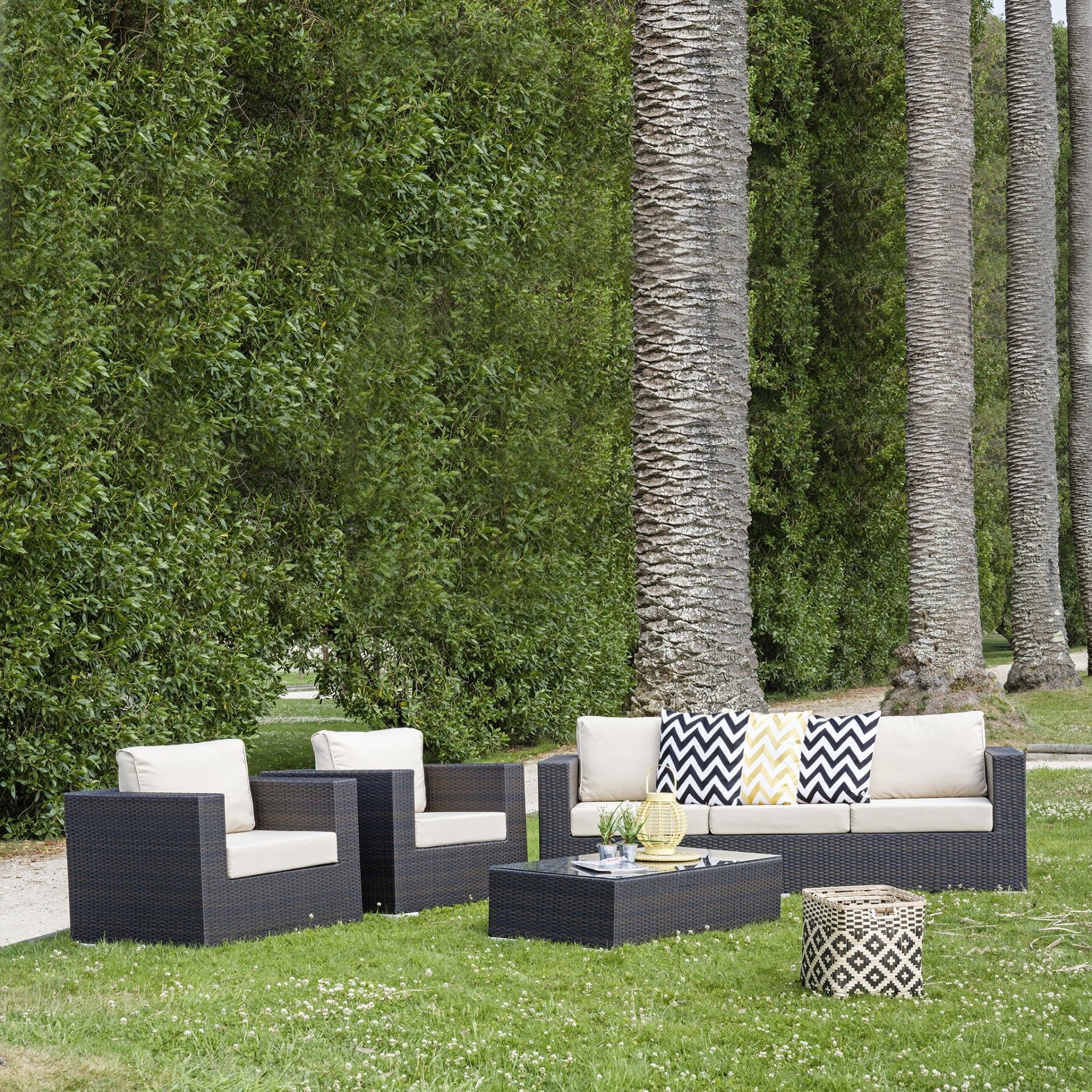 Set de Jardim - Sofá + 2 Cadeiras + Mesa de apoio - Castanho