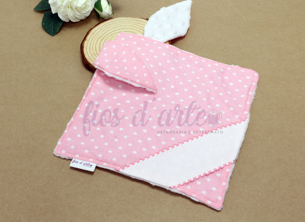 Doudou/ Naninha Orelhinhas para bordar ponto cruz #12 (Fios d'arte) Doudou/ Naninha Orelhinhas para bordar ponto cruz #12 (Fios d'arte)