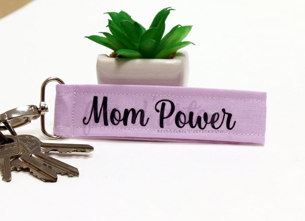 Porta-chaves em tecido MOM POWER (lavanda) Porta-chaves em tecido MOM POWER (lavanda)