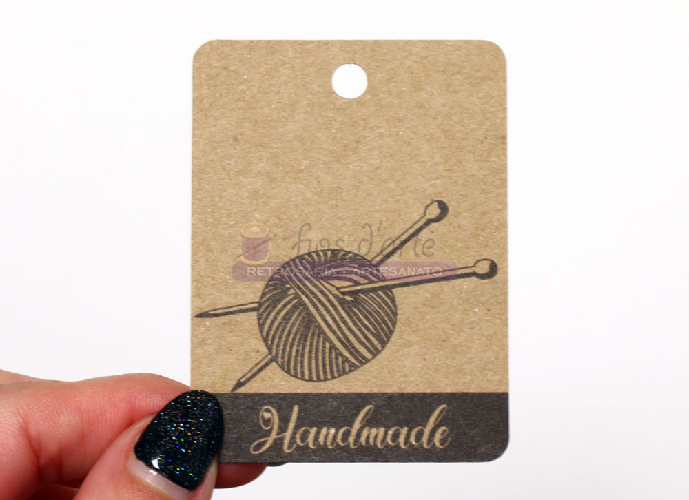 Tags Handmade em cartolina kraft (Fios d'arte) - novelo tricot Tags Handmade em cartolina kraft (Fios d'arte) - novelo tricot