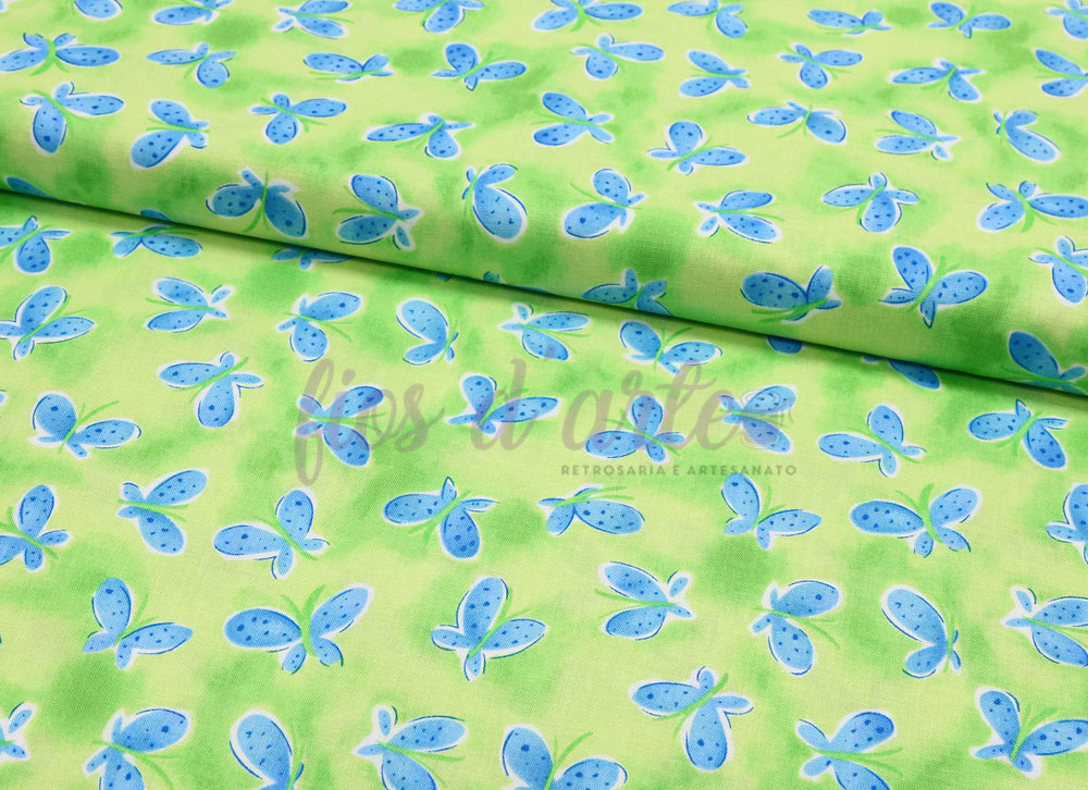 Tecido verde claro com borboletas azuis