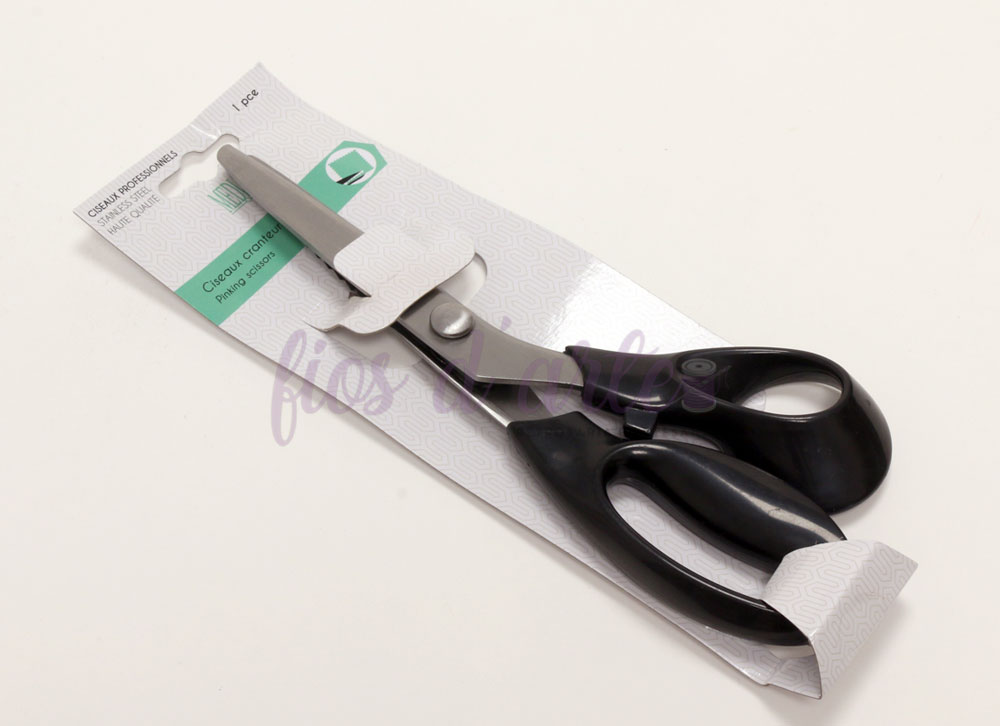 Tesoura zig zag (Mediac) Tesoura profissional com cabo preto e lâmina de aço inoxidável embalada em cartão branco com texto