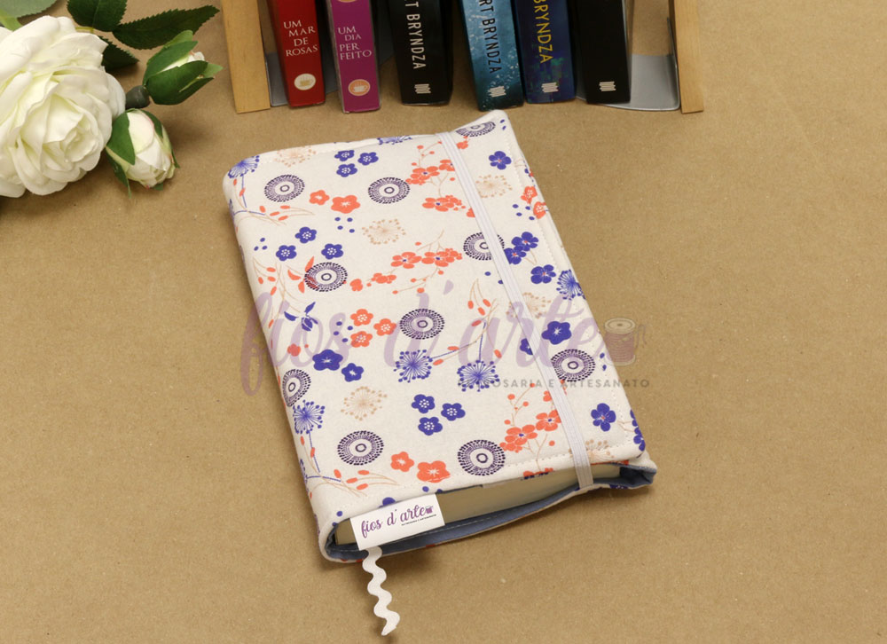 Capa para livros de bolso ajustável com elástico #201 Capa para livro floral em tecido com elástico branco