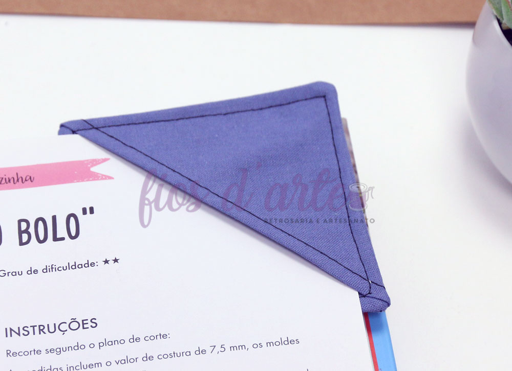 Marcador de livros de canto em tecido liso #006 (personalizável) Marcador de livros de canto em tecido liso #006 (personalizável)