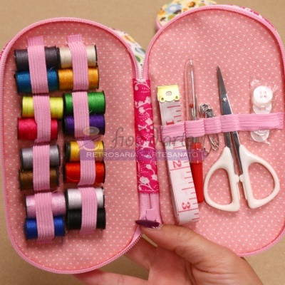 Estojo de costura de viagem em tecido (Mediac) Estojo de costura de viagem em tecido (Mediac)