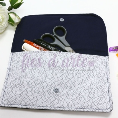 Bolsa Camila simples com quadrilé para bordar ponto cruz I (Fios d'arte)