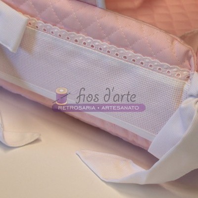 Cesto produtos de higiene para ponto cruz (Limol)