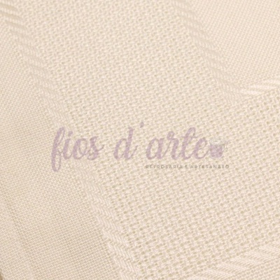 Naperon com quadrilé para bordar ponto cruz - Pérola