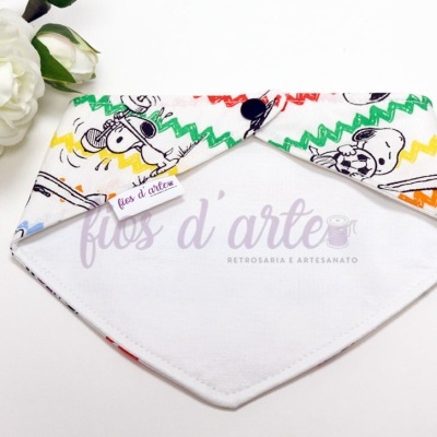 Babete bandana com turco plastificado - Snoopy desporto (Fios d'arte)