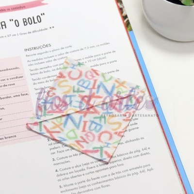 Marcador de livros de canto em tecido #002 (letras)