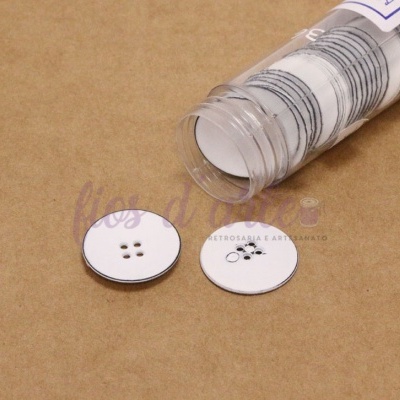 Botão redondo branco risco preto