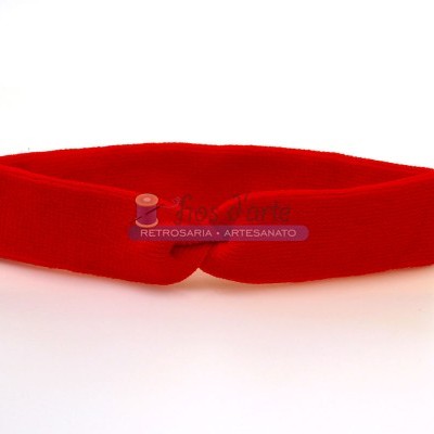 Faixa elástica vermelha com etiqueta RETROSARIA ARTESANATO