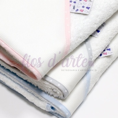 Toalha de banho Estrelinhas para bebé com capuz para bordar ponto cruz (80x80cms)